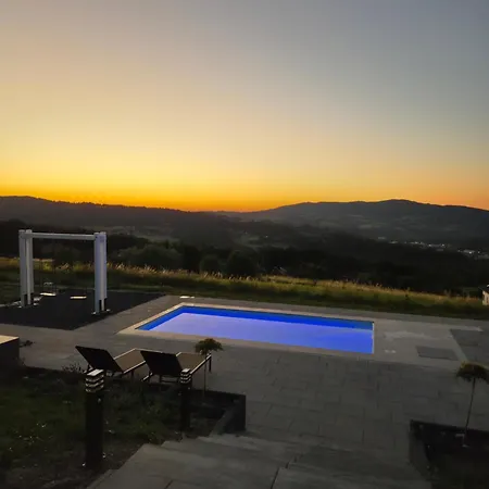 公寓 Lipowe Apartmenty *